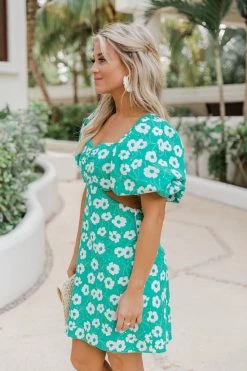 Budget π Pink Lily Personal Opinion Green Cutout Floral π Dress FINAL SALE π 29 Budget π Pink Lily Personal Opinion Green Cutout Floral π Dress FINAL SALE π -Cheap dresses Store 181754 personalopiniongreen 170494 tabitha 181880 withyouallalong 182878 exactreasonwhite 8 650x