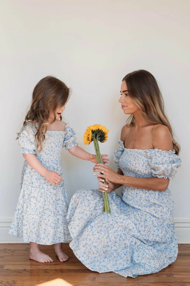 Deals π₯° Pink Lily Lucky Timing π§ Girls Blue Floral Puff Sleeve Midi π Dress FINAL SALE π― 1 Deals π₯° Pink Lily Lucky Timing π§ Girls Blue Floral Puff Sleeve Midi π Dress FINAL SALE π―
