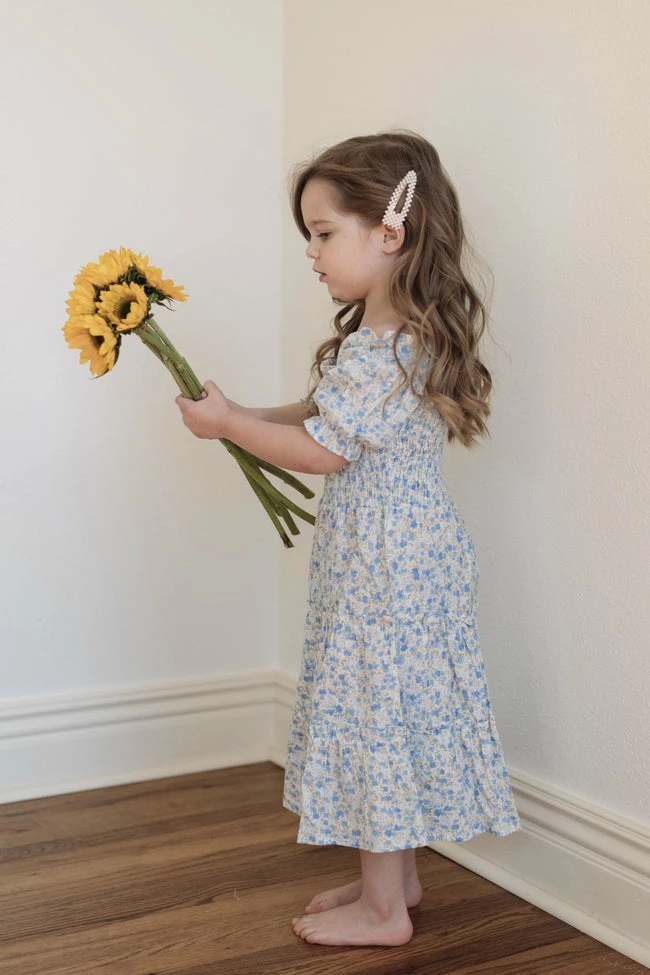 Deals π₯° Pink Lily Lucky Timing π§ Girls Blue Floral Puff Sleeve Midi π Dress FINAL SALE π― 4 Deals π₯° Pink Lily Lucky Timing π§ Girls Blue Floral Puff Sleeve Midi π Dress FINAL SALE π― - Image 4