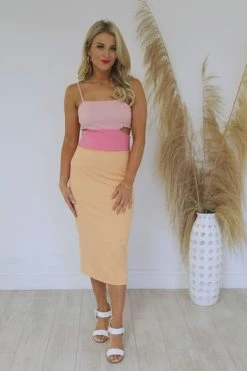 Promo 👏 Pink Lily Sunburst Energy Orange/Pink Cutout Colorblock Midi 👗 Dress FINAL SALE 🧨 -Cheap dresses Store 56b1c82419cf4a889494246c9cb55559.thumbnail.0000000 530x530