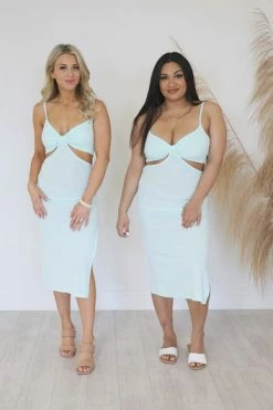 Best reviews of 🔔 Pink Lily Hit The Dance Floor Green Cut Out Midi 👗 Dress FINAL SALE 👏 -Cheap dresses Store 56fe8caa232f4f20a401d1f15a276800.thumbnail.0000000 530x530