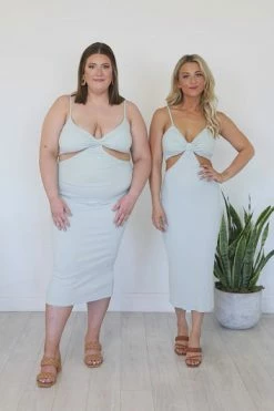 Brand new 👍 Pink Lily Good And Gone Sage Cutout Ribbed Midi 👗 Dress FINAL SALE 😀 -Cheap dresses Store 5c36a346992f47a29eb0cd8cc544bc3c.thumbnail.0000000 530x530